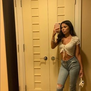 Meet your Posher, Lena